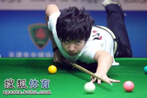 现代化的滑 现代化的滑