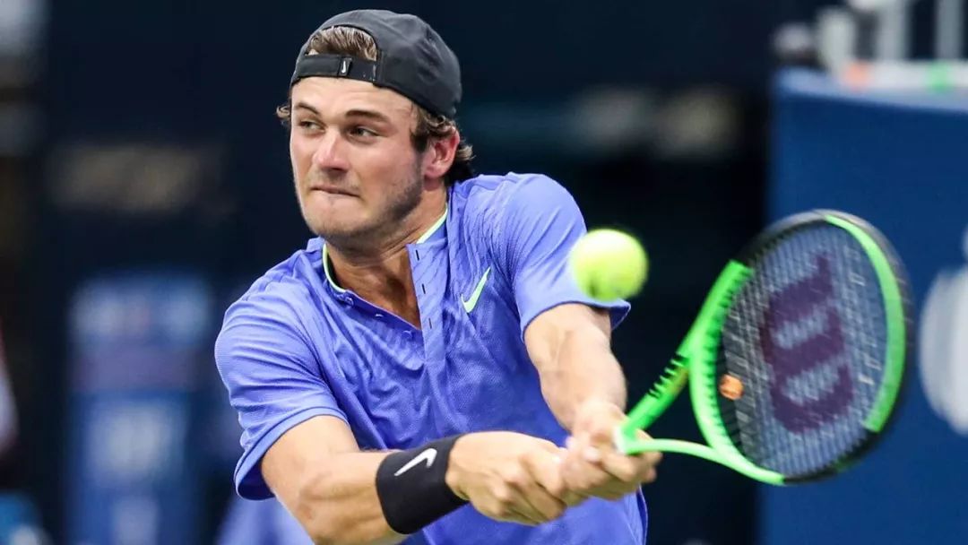 将字母哥与 将字母哥与