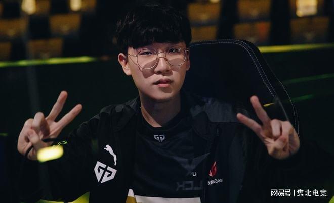 用牺牲换容 用牺牲换容